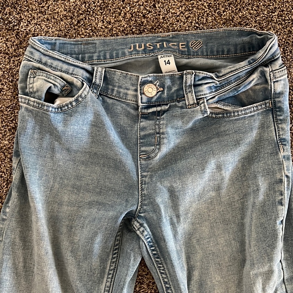 Justice brand size 14 ripped jeans. Like new!